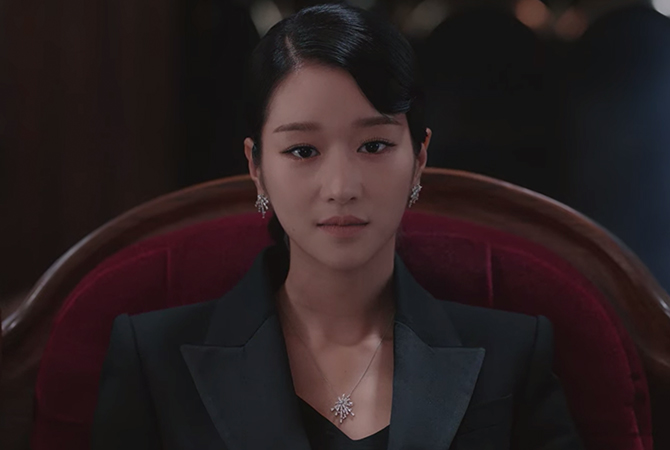 A guide to Seo Ye-Ji’s enviable watches and jewellery collection in ‘It’s Okay To Not Be Okay’ (фото 63)