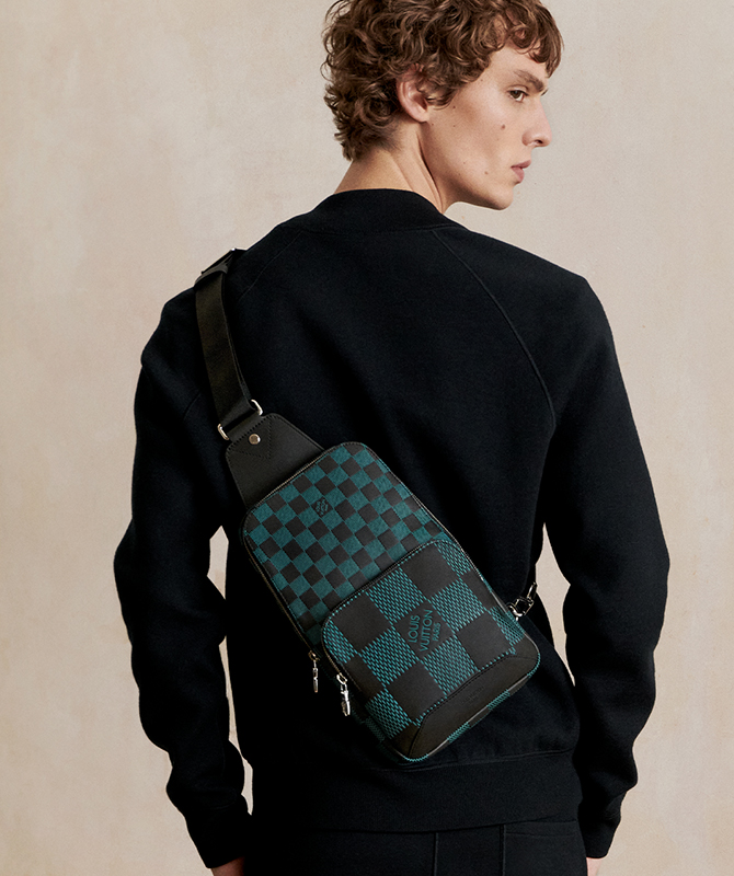 Louis Vuitton Avenue Sling Bag Damier Infini 3D leather, Luxury