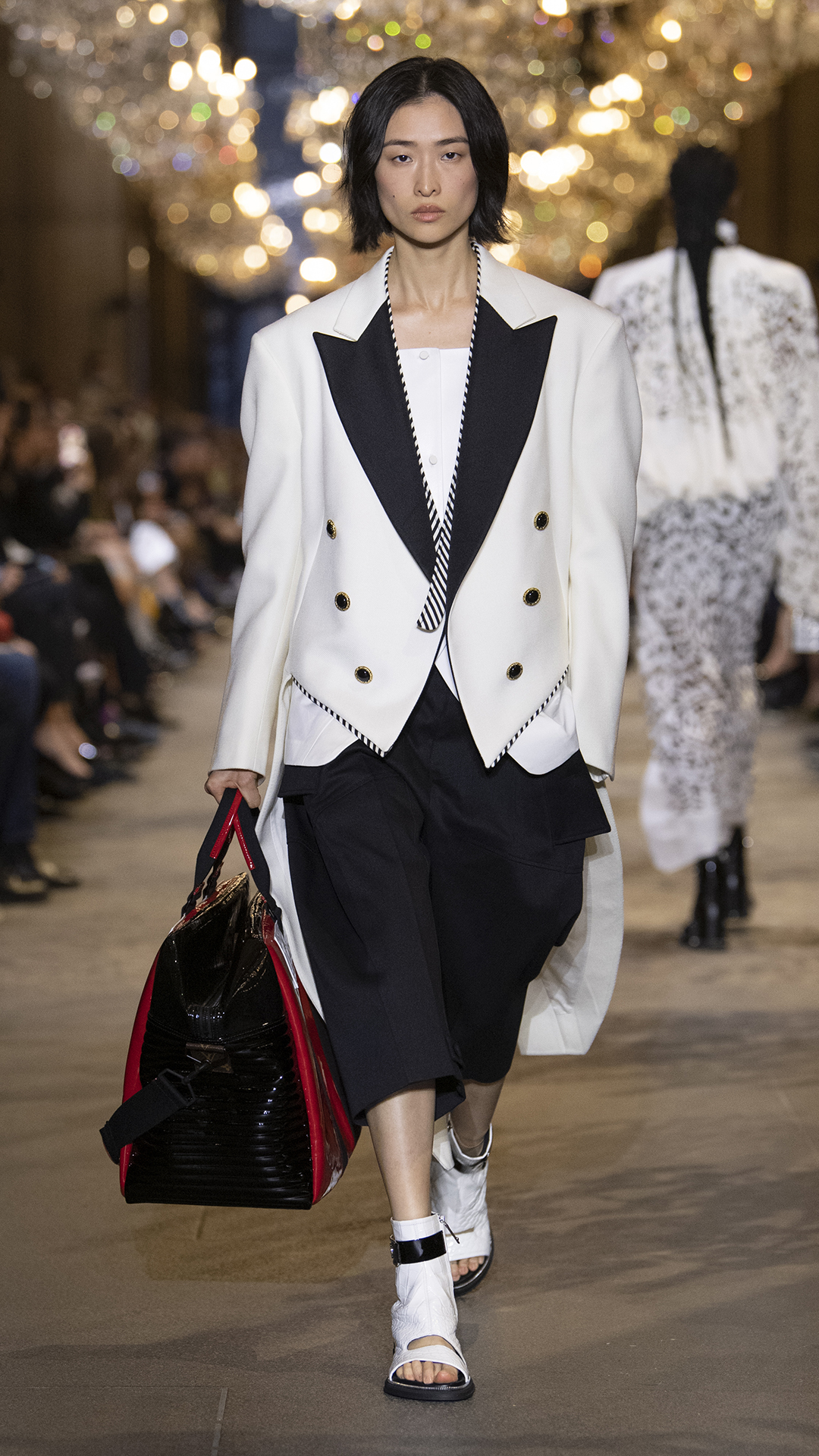 Paris Fashion Week Spring/Summer 2022: Dior, Chanel, Louis Vuitton and more (фото 117)